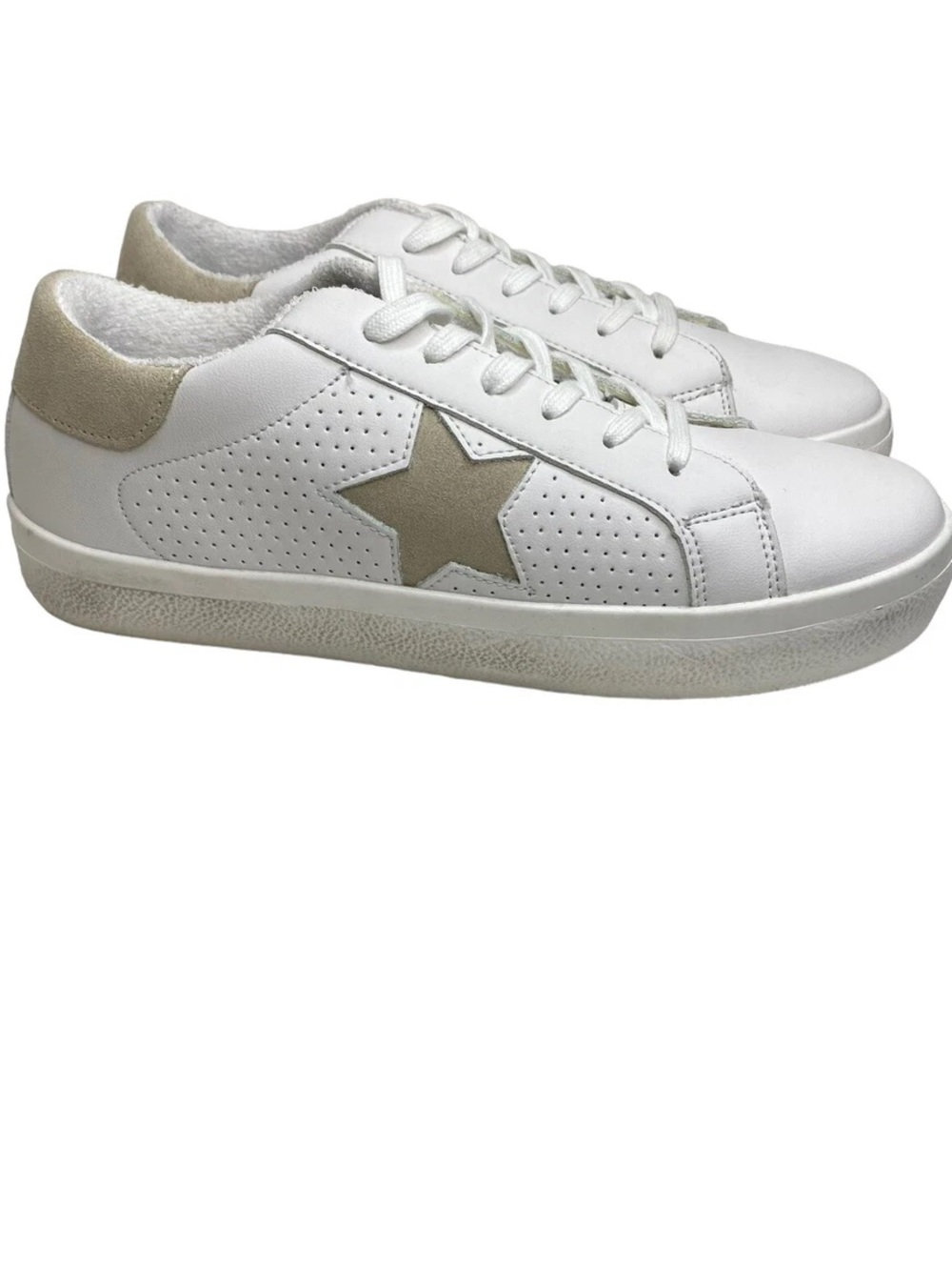 Steve Madden Women’s Straling Star Tennis Shoes in Light Taupe and White